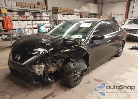 2016 Nissan Altima 2.5/2.5 S/2.5 Sl/2.5 Sr/2.5 Sv z USA, uszkodzony, nr VIN 1N4AL3AP5GC177974